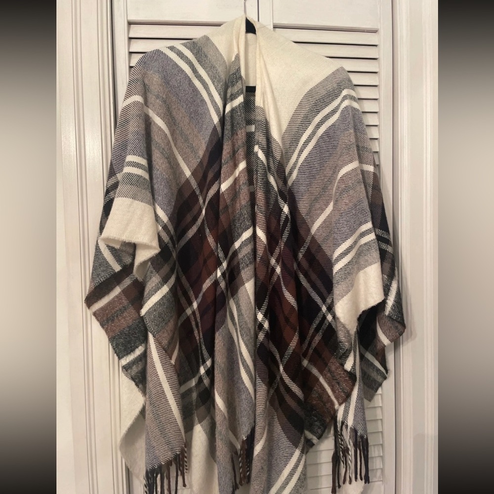 Plaid shawl
